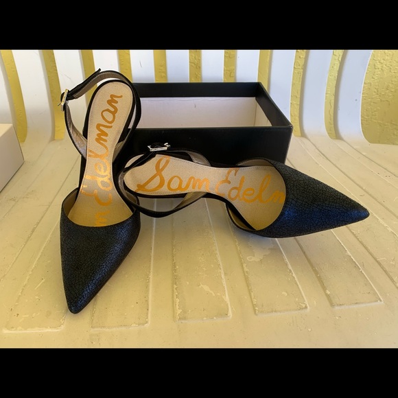 Shoes - Picture 1 of 1